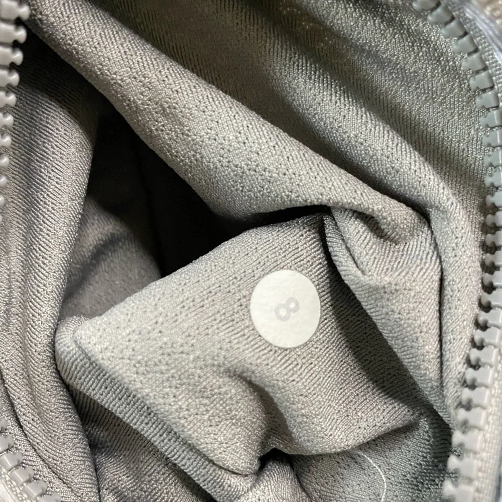 Lululemon Forme Jacket *Cuffins Petite Fleur Silver Spoon